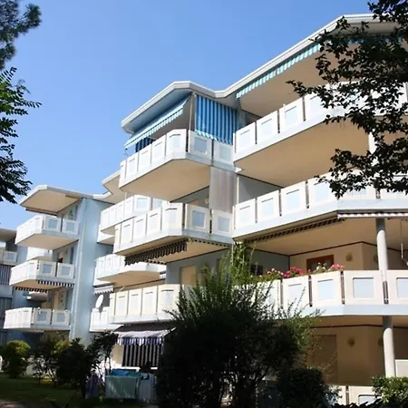 Apartment House With Balcony And Swimming Pool *